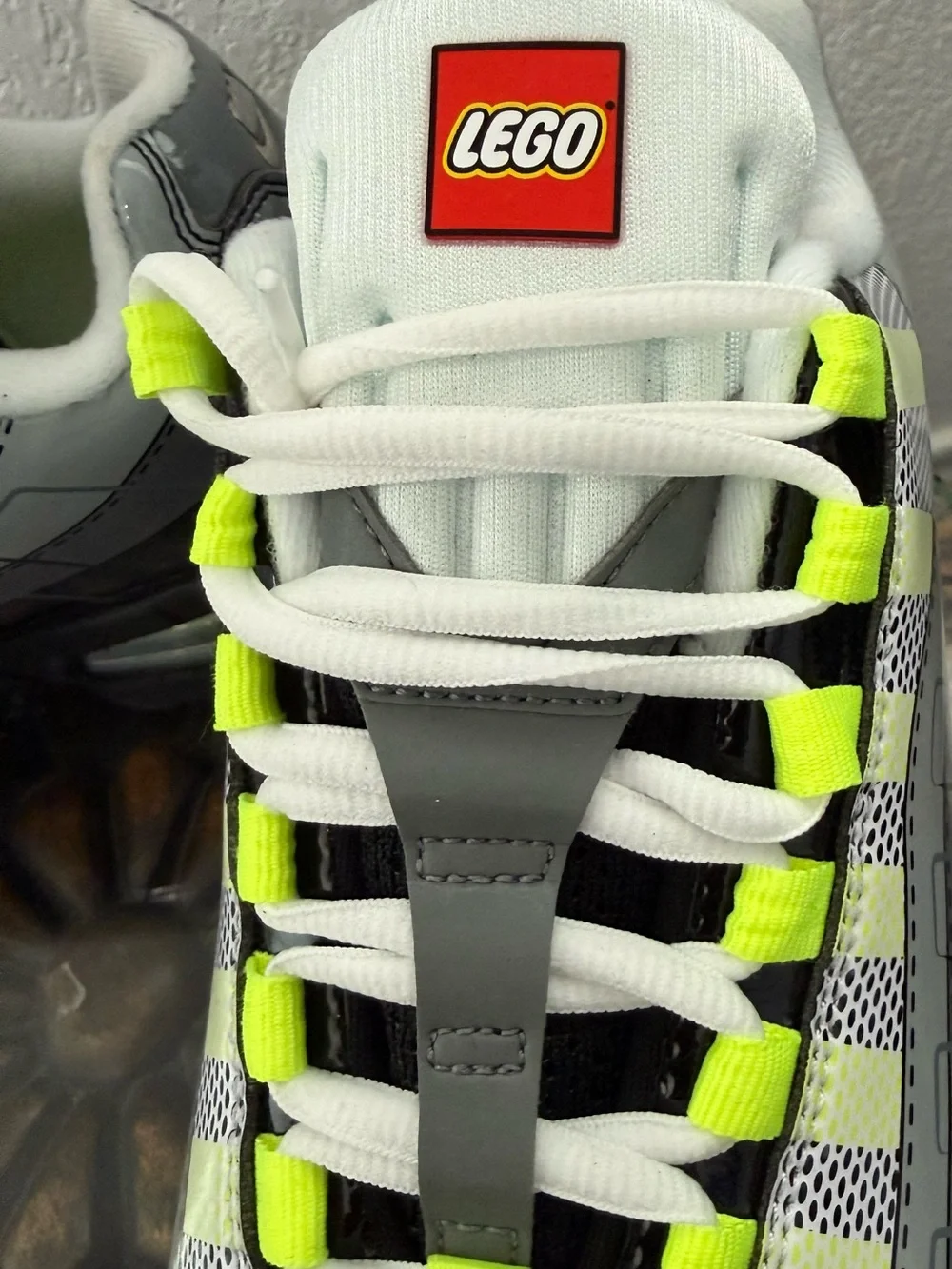 Nike Air Max 95 x LEGO Big Kids' Shoes Size 7Y Black Green and White New No Box